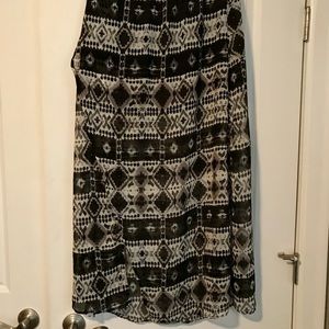 Maxi tribal print skirt with side slit